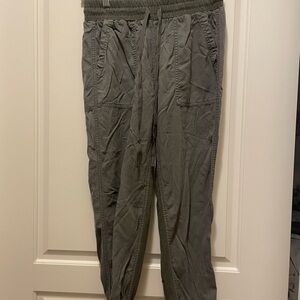 Splendid Olive Green Joggers
